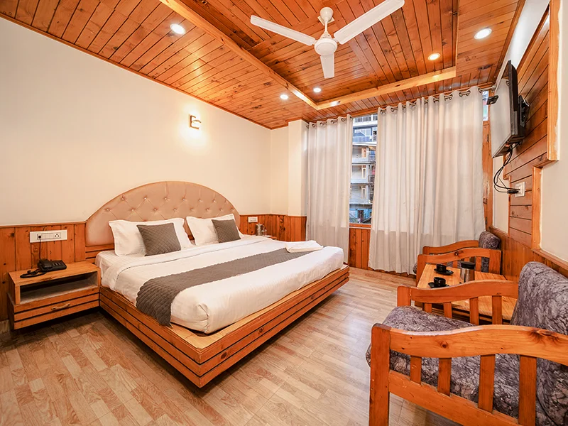 Deluxe room at Veer Villa Manali