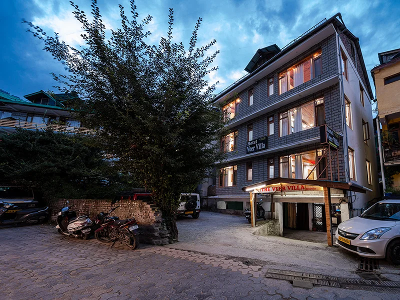 Hotel building at Veer Villa Manali