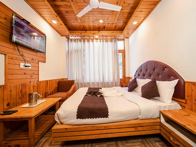 Mini Deluxe room interior at Veer Villa Manali