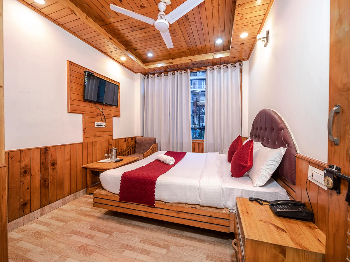 Mini Deluxe Room at Veer Villa Manali