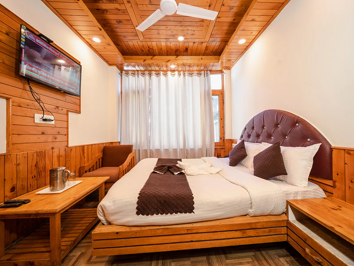 Mini Deluxe Room at Veer Villa Manali