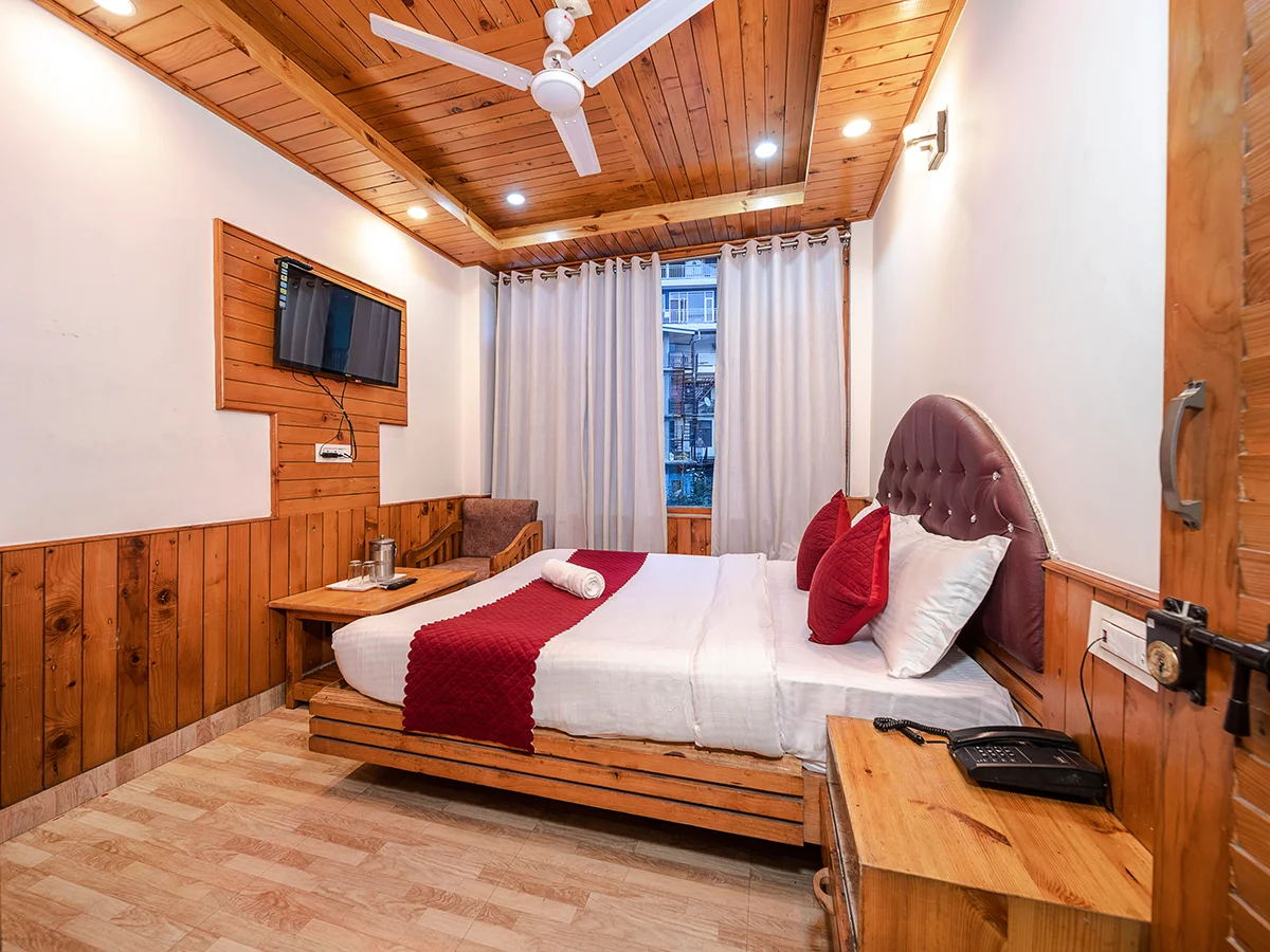 Mini Deluxe Room at Veer Villa Manali